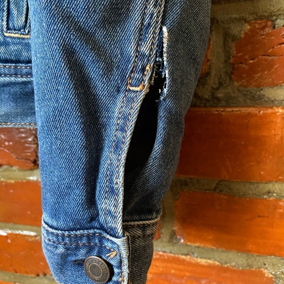 AE Cropped Denim Jacket - Picture 3 of 6